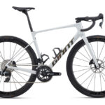 BICICLETA GIANT DEFY ADVANCED PRO 1 2026